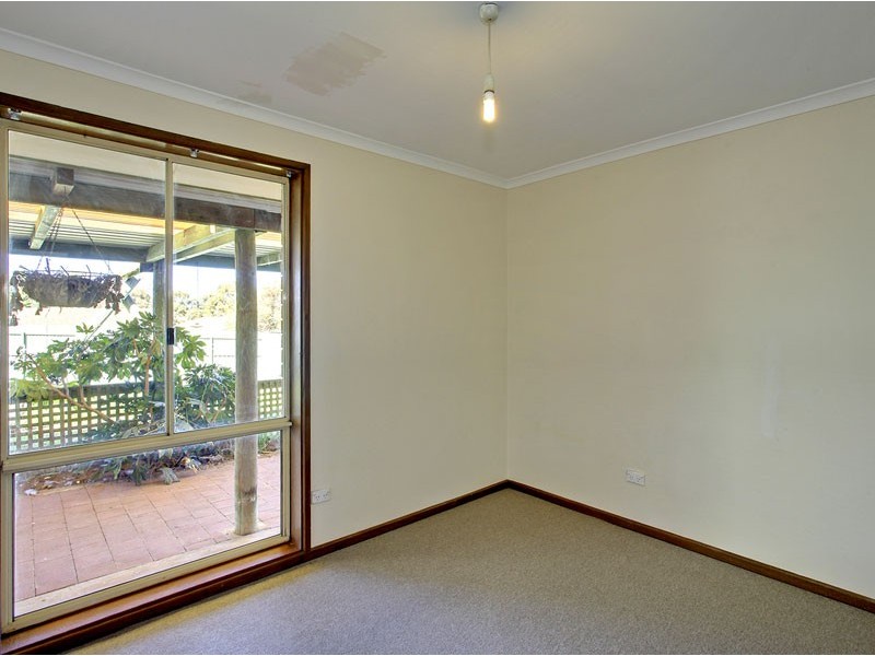 4 Waverley Way, Morphett Vale SA 5162