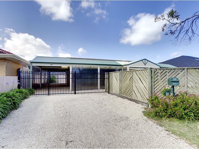 14 Albany Avenue, Port Noarlunga South SA 5167