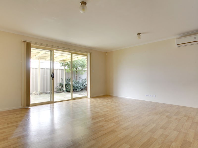 6 Rose Court, Hackham SA 5163