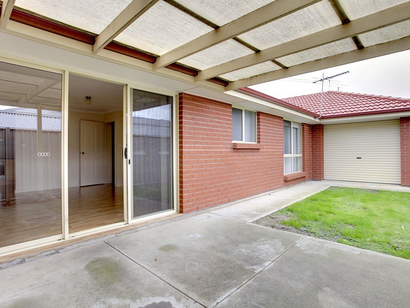 6 Rose Court, Hackham SA 5163