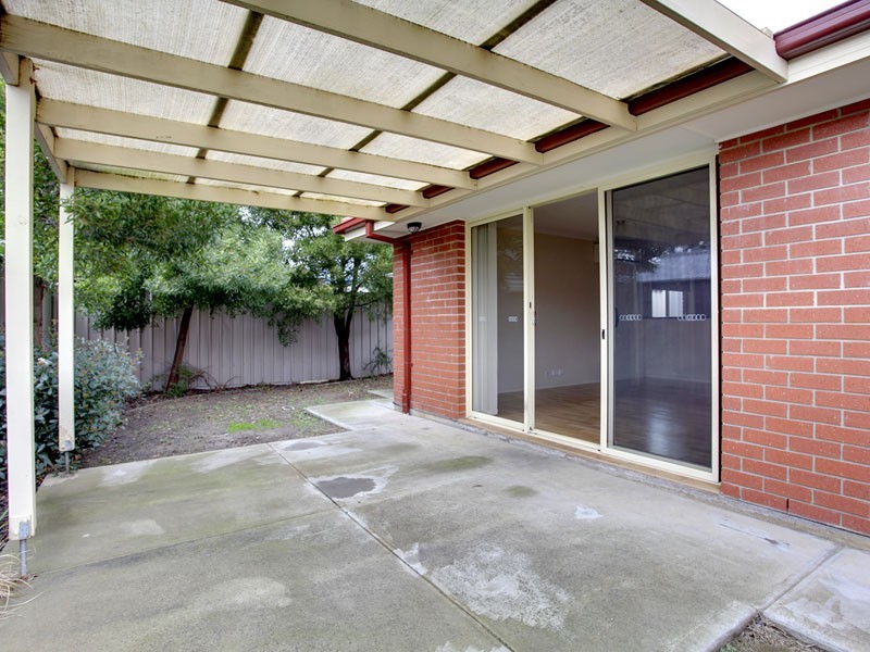 6 Rose Court, Hackham SA 5163