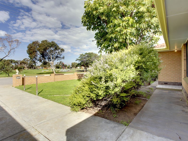 9 Perth Street, Port Noarlunga South SA 5167