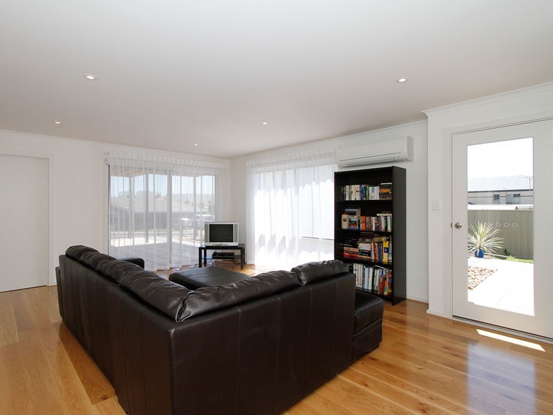 27 Bathurst Avenue, Moana SA 5169