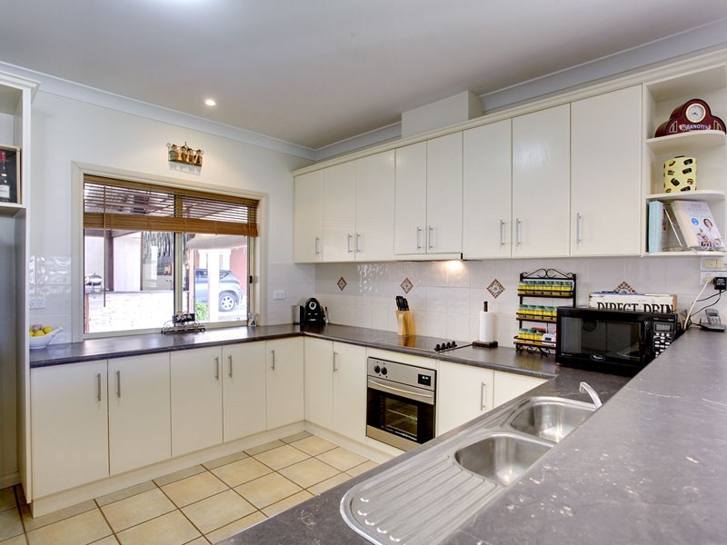 24 Cowper Road, Montarra SA 5172