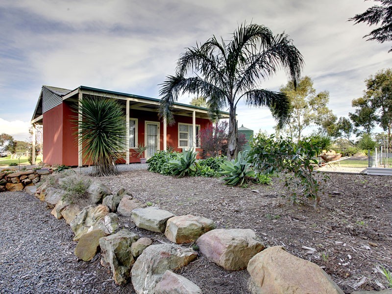 24 Cowper Road, Montarra SA 5172