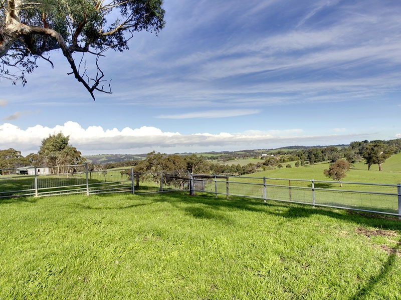 24 Cowper Road, Montarra SA 5172