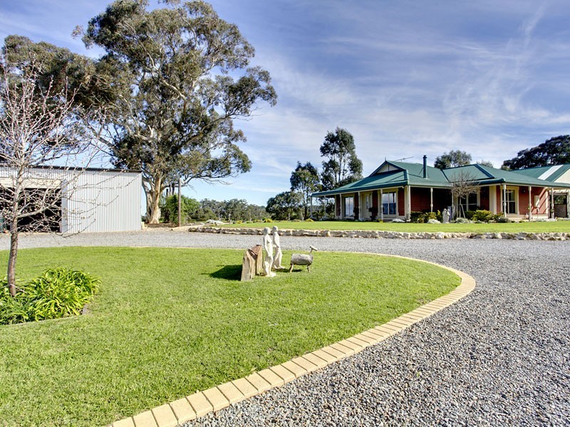 24 Cowper Road, Montarra SA 5172