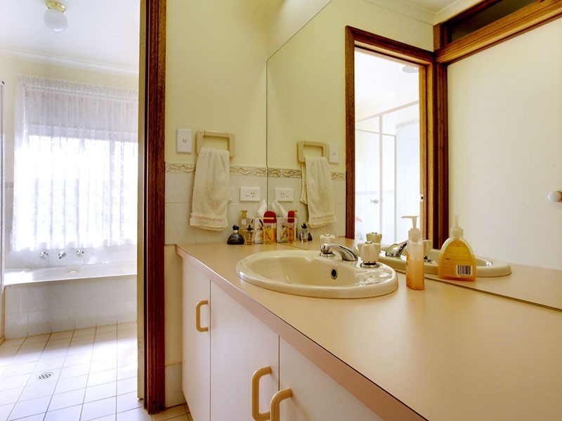 15a Gloucester Terrace, Mclaren Vale SA 5171