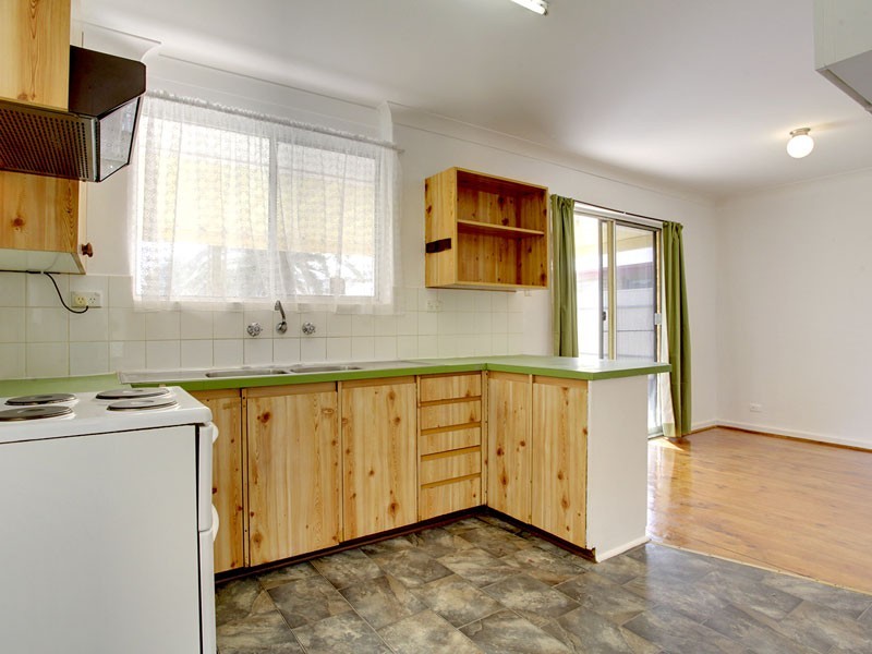 9 Perth Street, Port Noarlunga South SA 5167