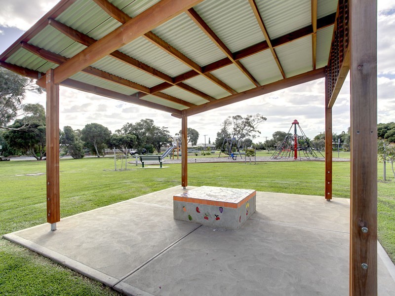 9 Perth Street, Port Noarlunga South SA 5167