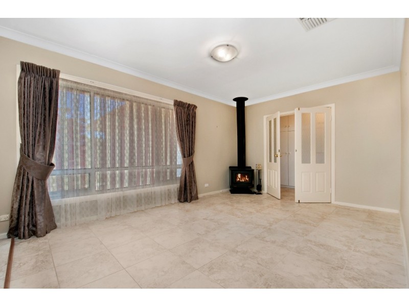 18 Wahratta Ave, Morphett Vale SA 5162