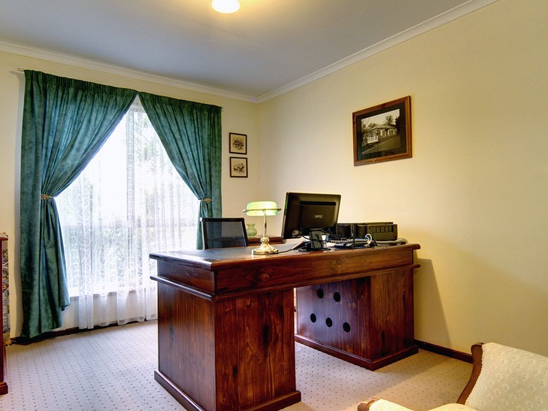 37 Fredrick Drive, Woodcroft SA 5162