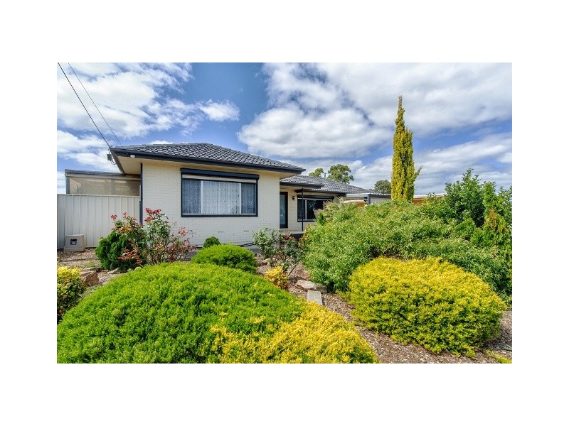 16 Winchley Way, Huntfield Heights SA 5163