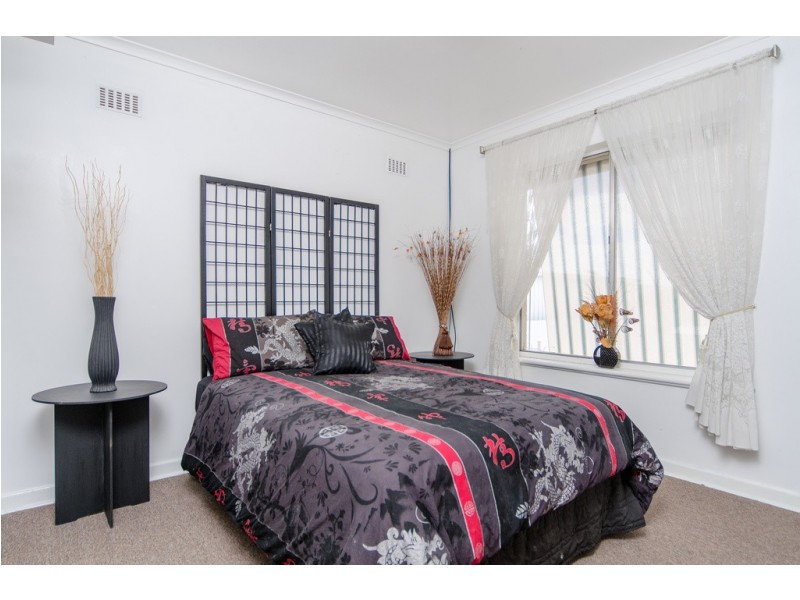 16 Winchley Way, Huntfield Heights SA 5163