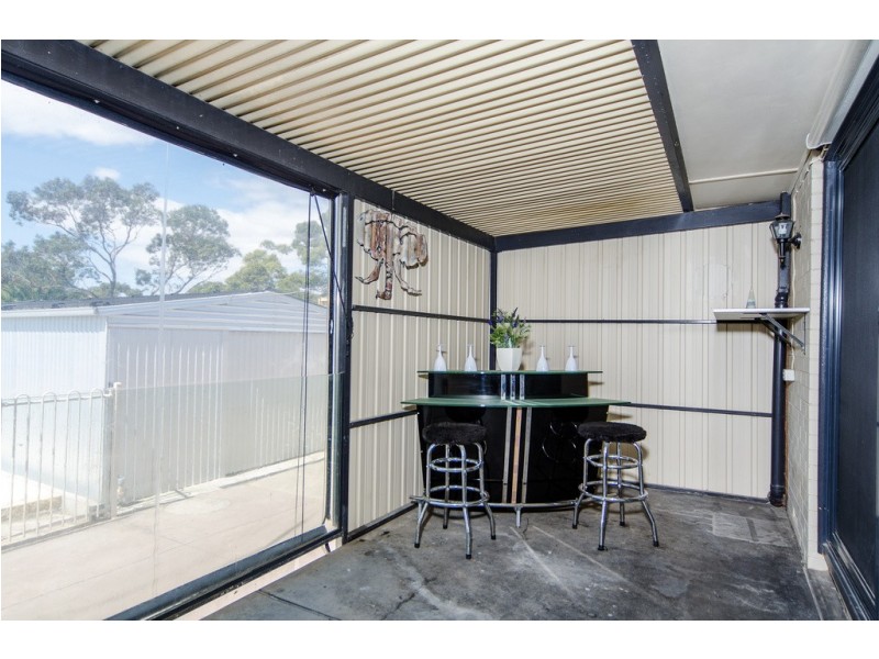 16 Winchley Way, Huntfield Heights SA 5163