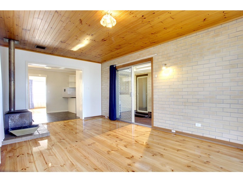 18 Underbank Grove, Hackham West SA 5163