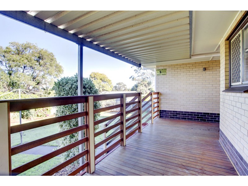 18 Underbank Grove, Hackham West SA 5163