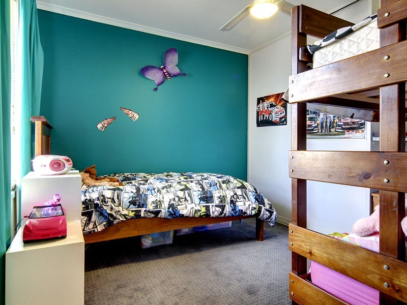 1 Topaz Close, Woodcroft SA 5162