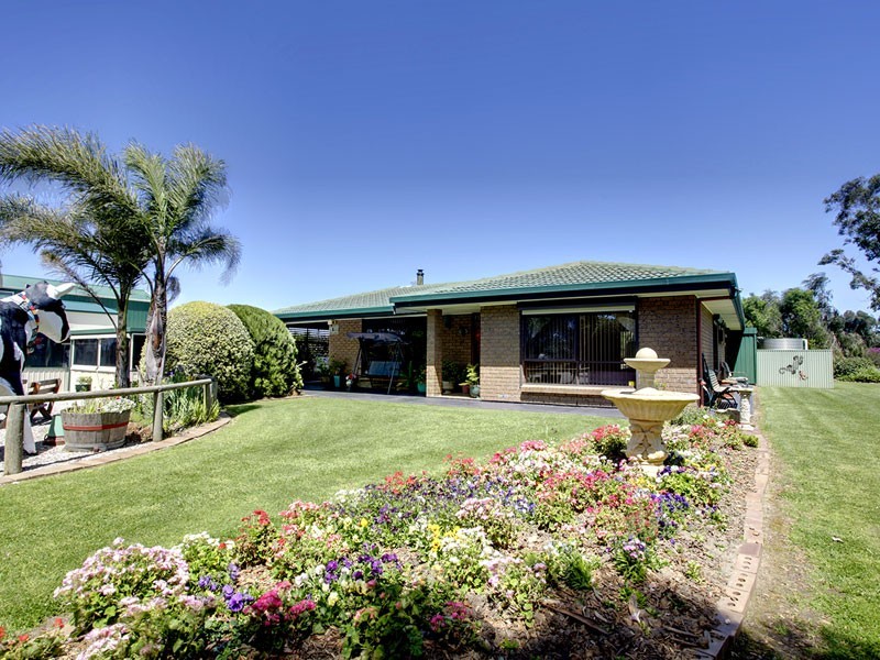 1908 Victor Harbor Road, Willunga Hill SA 5172