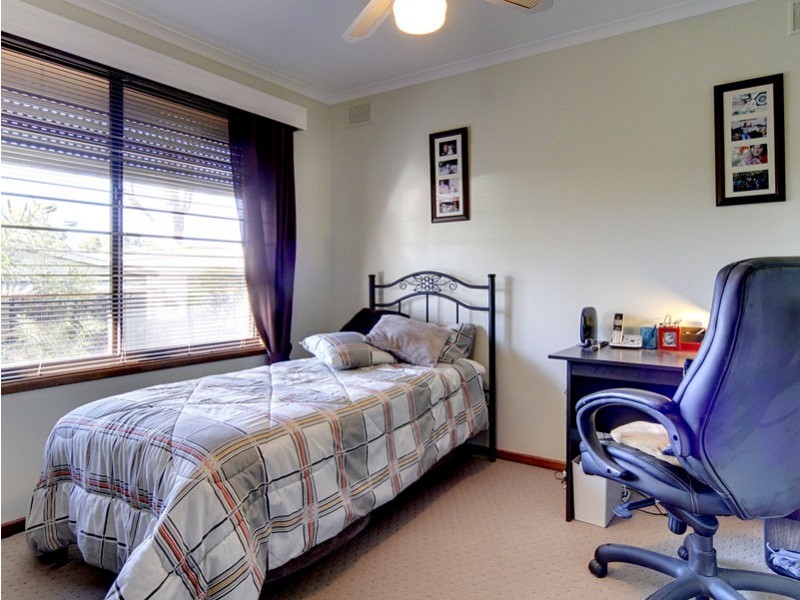 17 Virginia Drive, Morphett Vale SA 5162