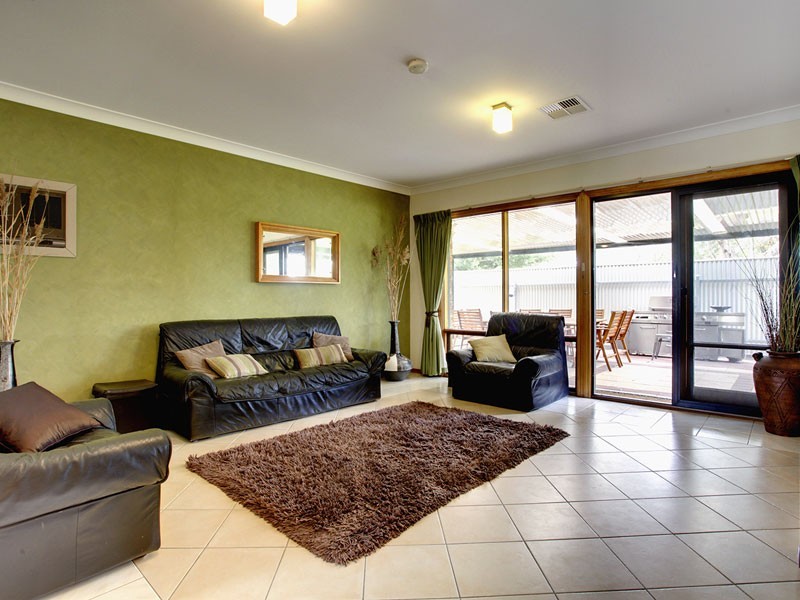 24 Railway Terrace, Mclaren Vale SA 5171