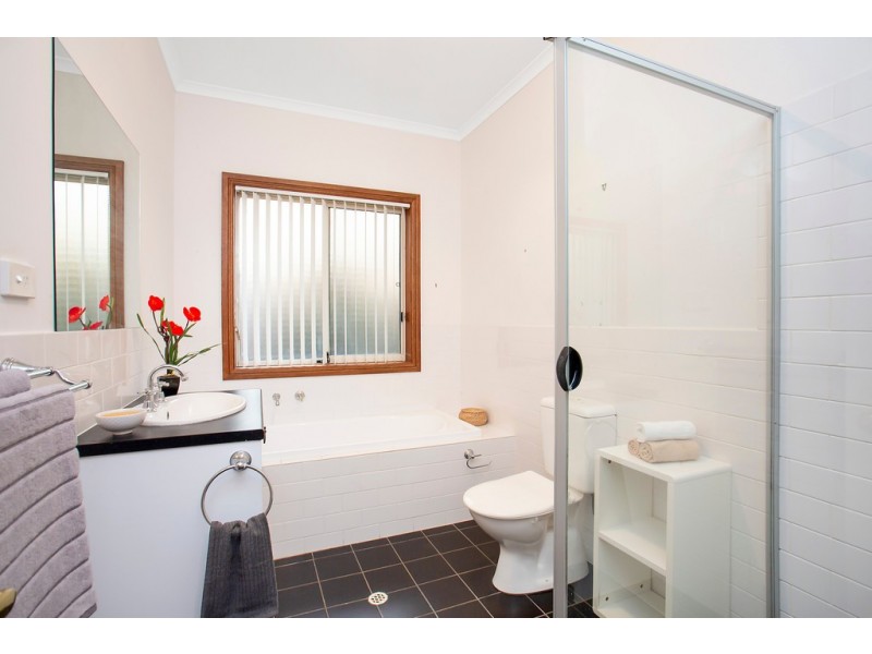 17 Periwinkle Drive, Aldinga Beach SA 5173