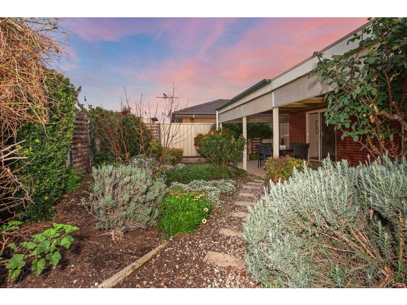 17 Periwinkle Drive, Aldinga Beach SA 5173