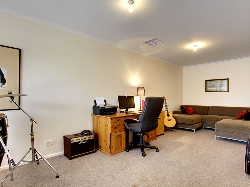 1 Quinn Road, Willunga SA 5172