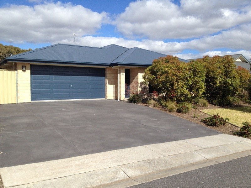 13 Bushtail Avenue, Aldinga Beach SA 5173