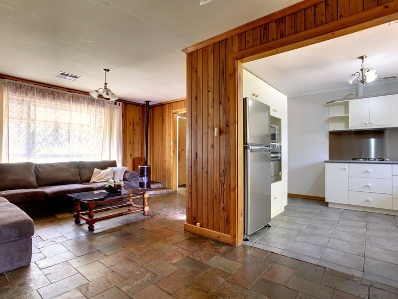 102 Richards Drive, Morphett Vale SA 5162