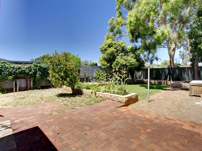 102 Richards Drive, Morphett Vale SA 5162