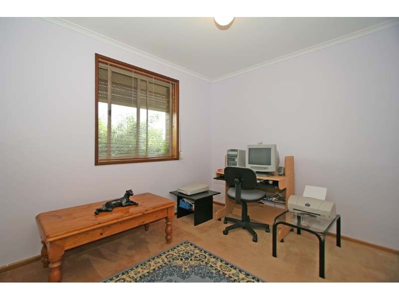 1 Oakhill Crescent, Morphett Vale SA 5162