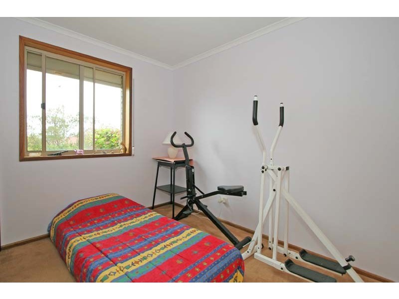 1 Oakhill Crescent, Morphett Vale SA 5162