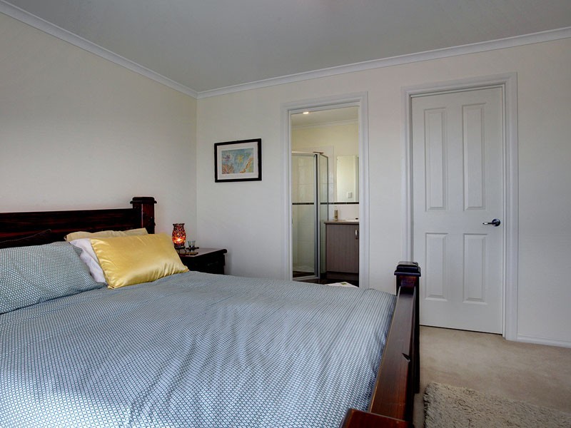 25 Sameden Drive, Noarlunga Downs SA 5168