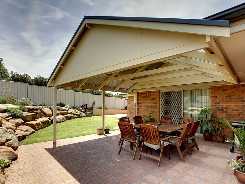 25 Sameden Drive, Noarlunga Downs SA 5168