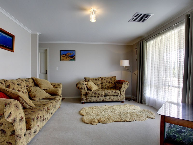 25 Sameden Drive, Noarlunga Downs SA 5168