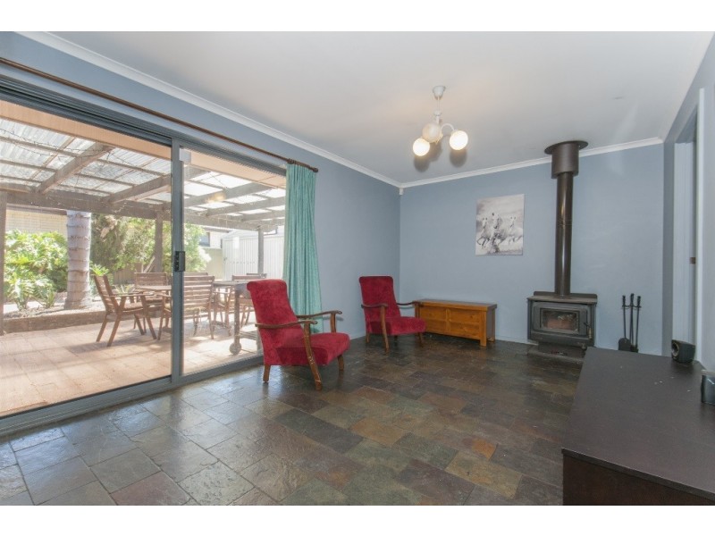 18 Oakridge Rise, Huntfield Heights SA 5163