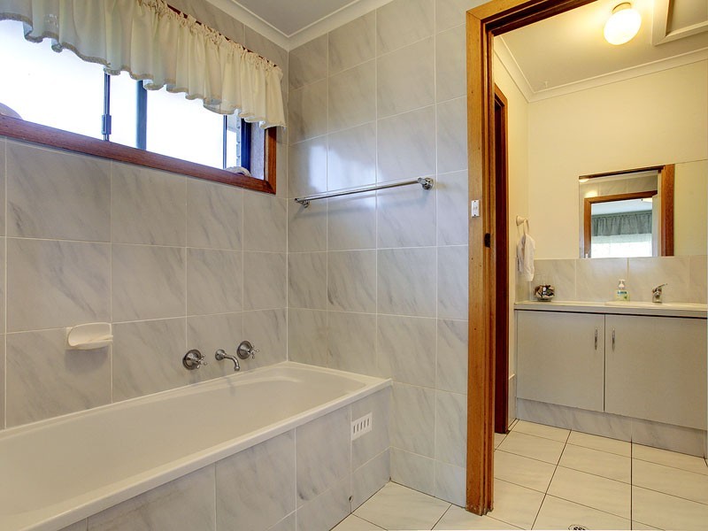 22 Mataro Avenue, Mclaren Vale SA 5171