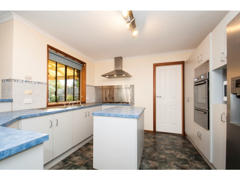 47 Sherebrooke Boulevard, Woodcroft SA 5162