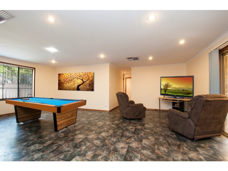 47 Sherebrooke Boulevard, Woodcroft SA 5162