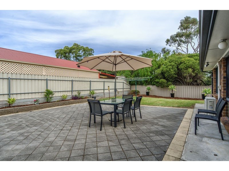 4 Sovereign Drive, Woodcroft SA 5162