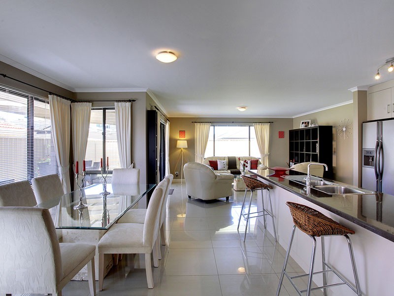 16 Offshore Avenue, Aldinga Beach SA 5173