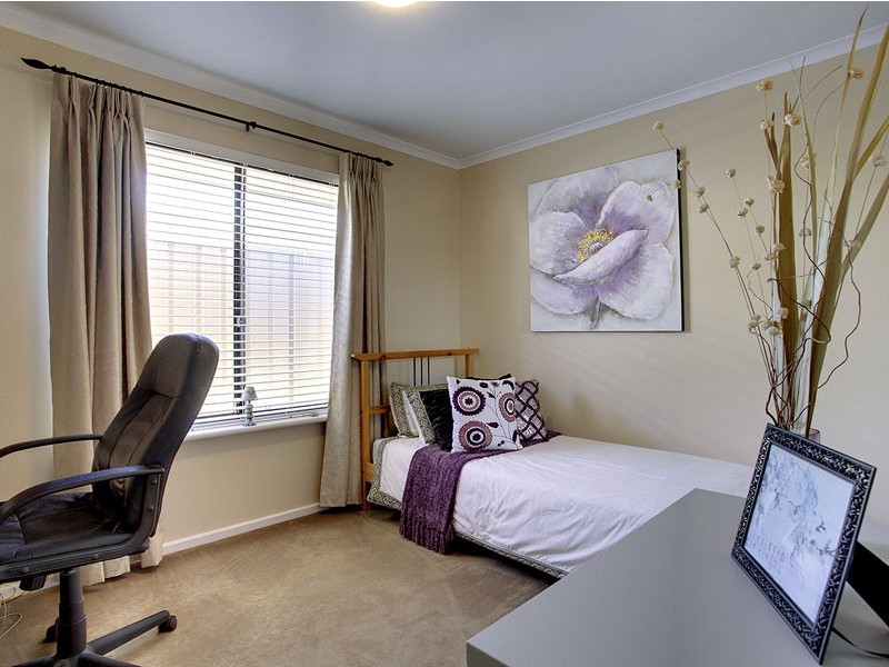 16 Offshore Avenue, Aldinga Beach SA 5173