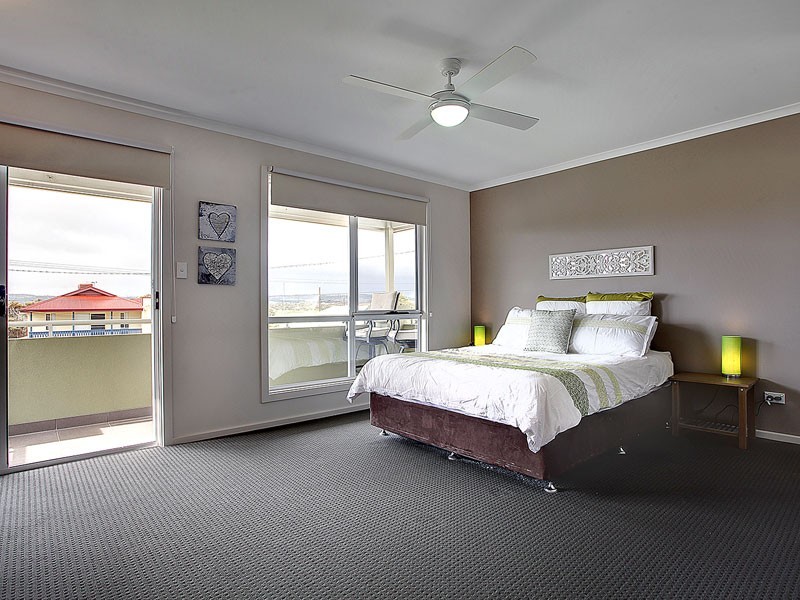 17 Cambridge Street, Port Noarlunga South SA 5167