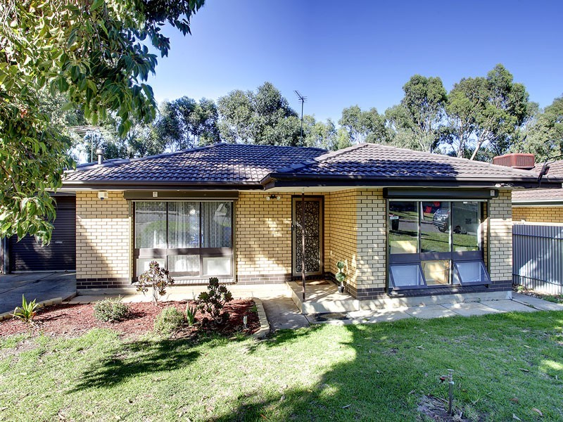13 Arnold Drive, Hackham SA 5163