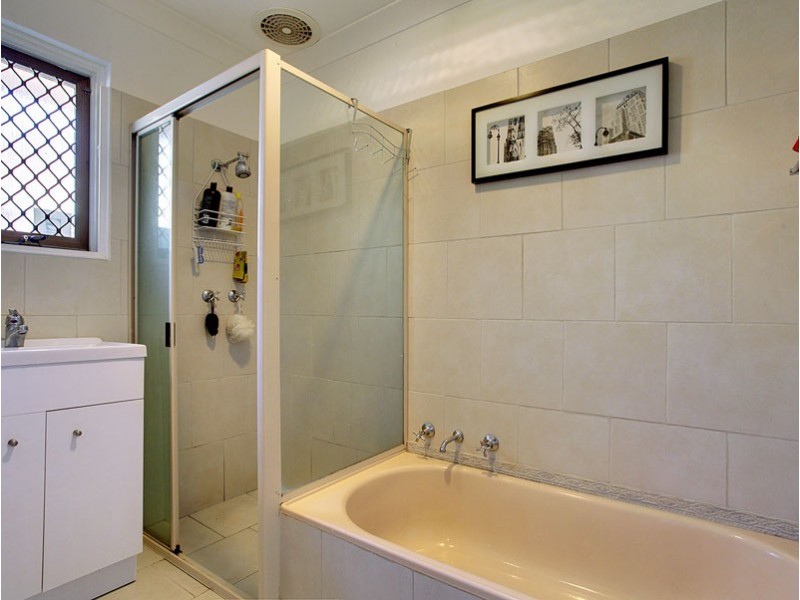 13 Arnold Drive, Hackham SA 5163
