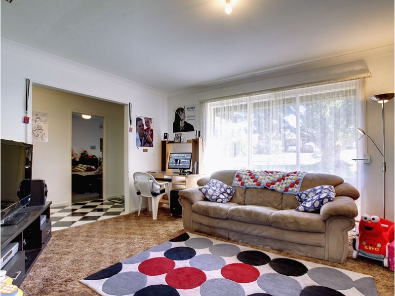 13 Arnold Drive, Hackham SA 5163