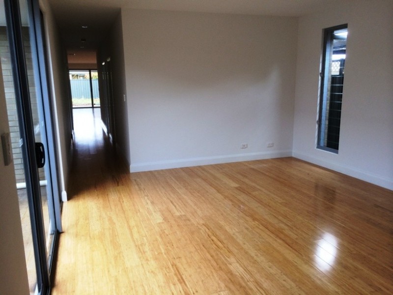 16 Compass Drive, Seaford SA 5169