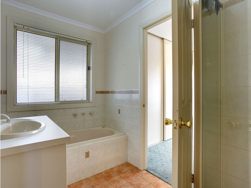 1 Swinton Close, Christie Downs SA 5164