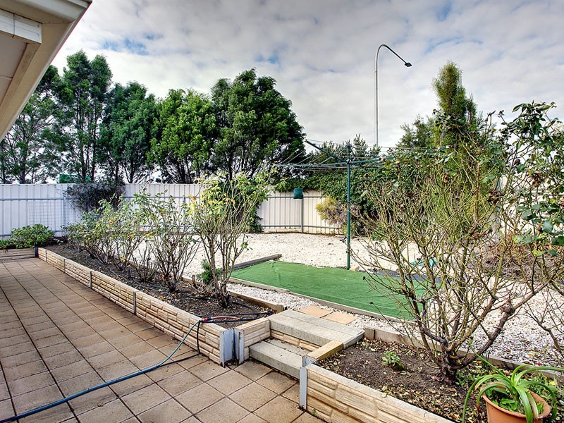 1 Swinton Close, Christie Downs SA 5164